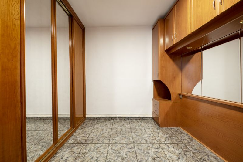 Sliding Mirror Door Repair in Alpharetta, GA